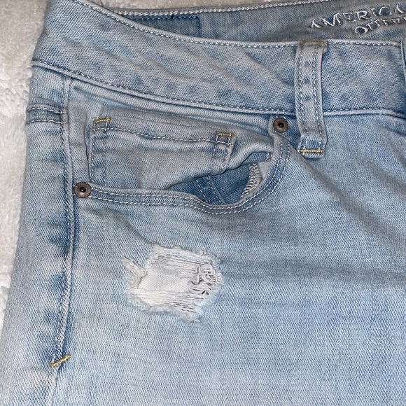 4 reg American Eagle light blue skinny destroyer - Picture 6 of 12